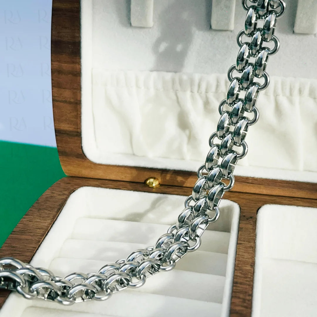 Ayo Toggle Chain