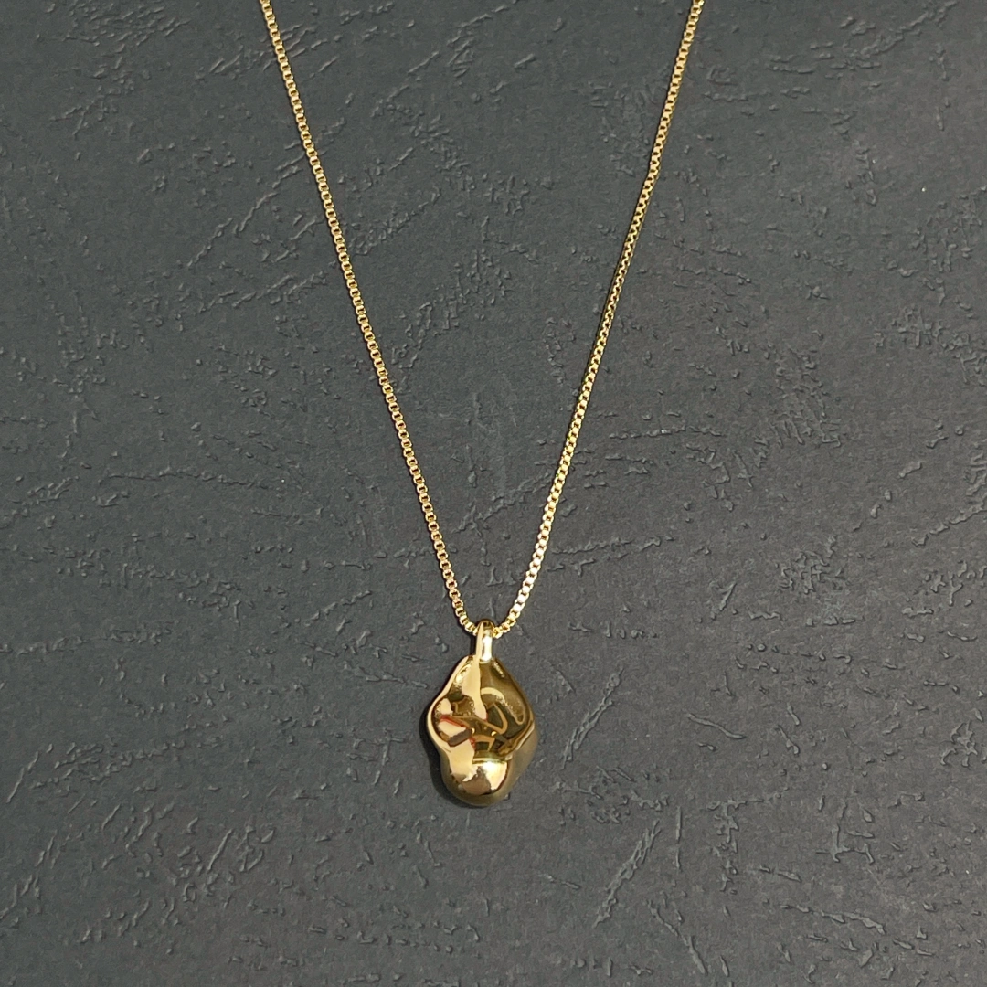 Dara Necklace