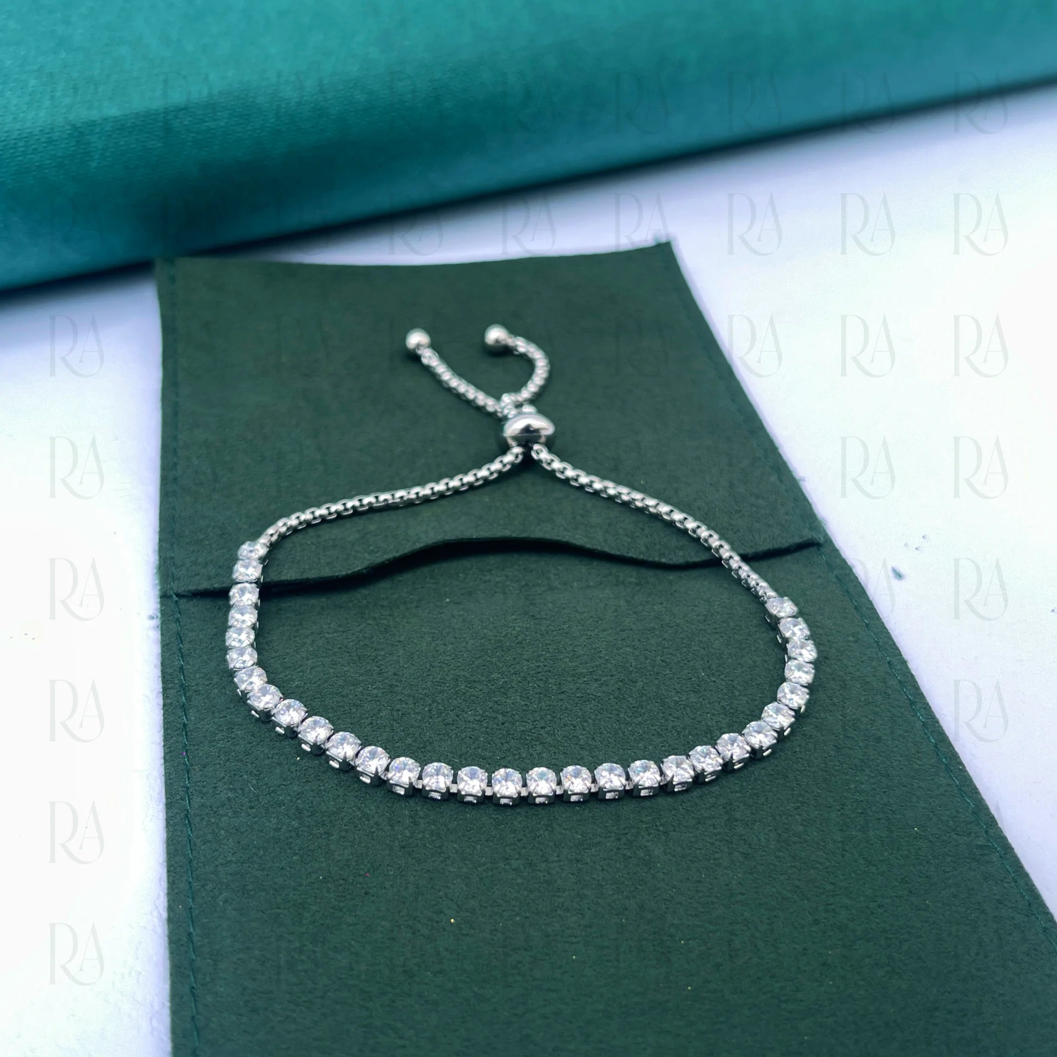 Ijelé Necklace