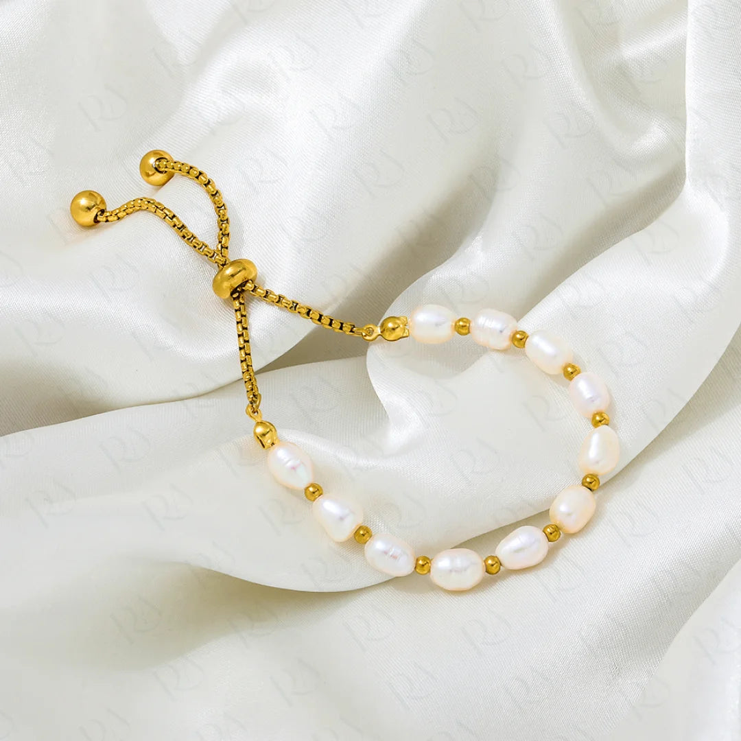 Lara Pearl Bracelet