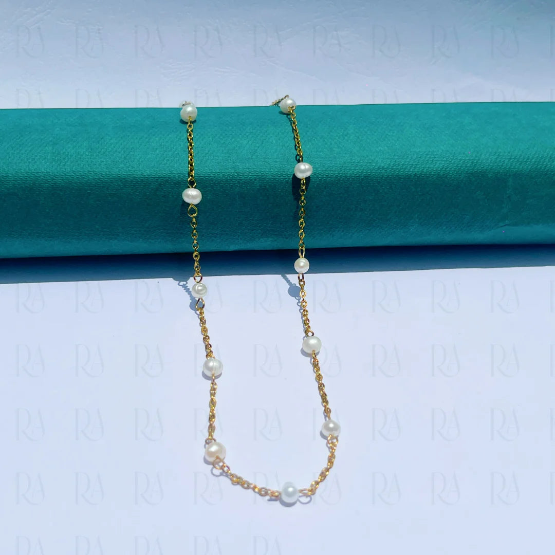 Mira Pearl Necklace