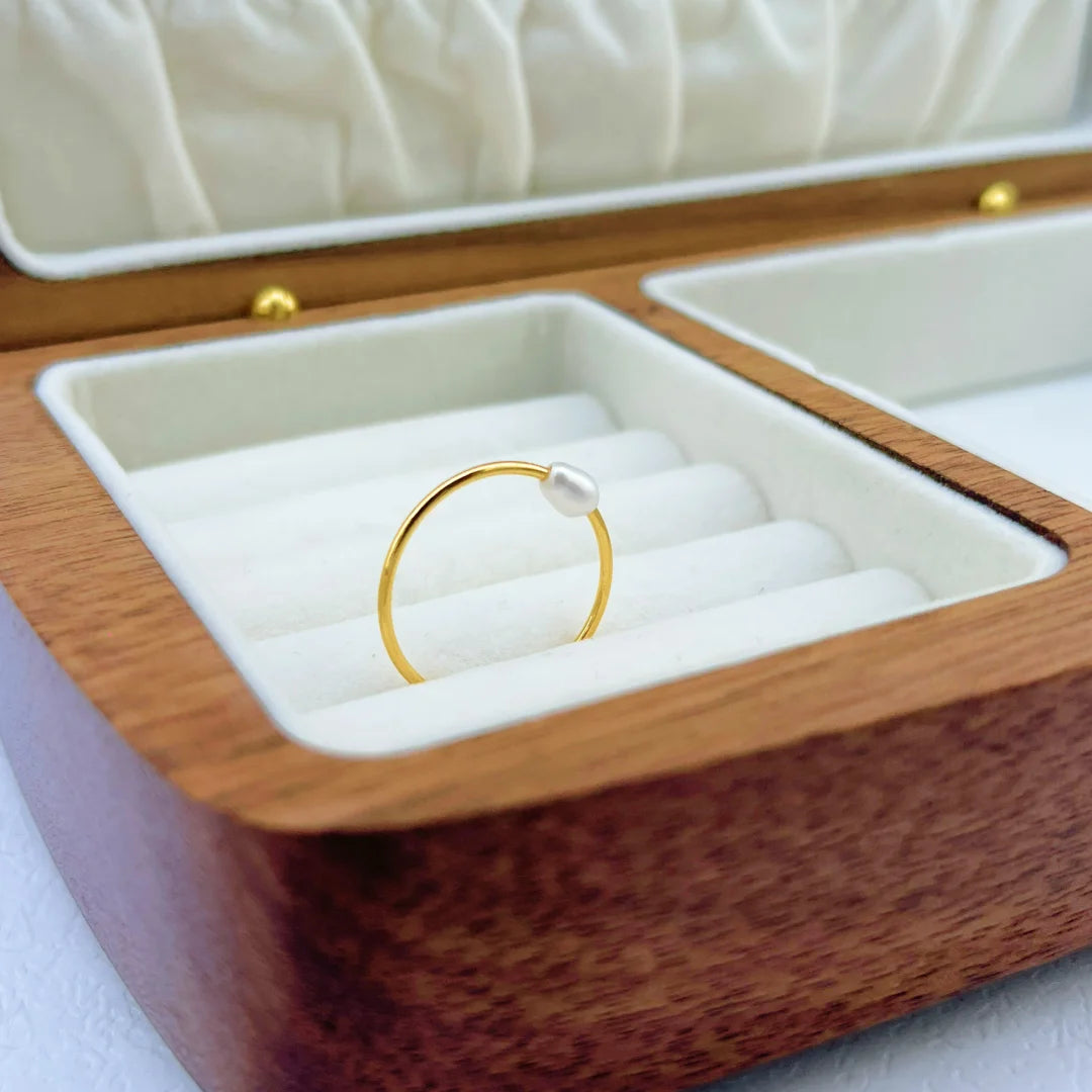 Mira Pearl Ring