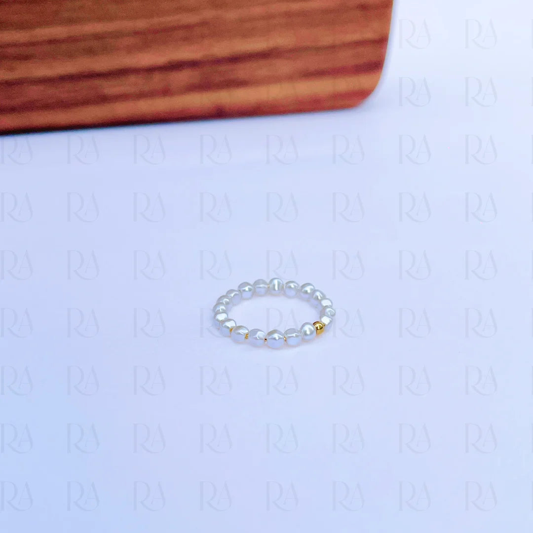 Nara Pearl Bead Ring