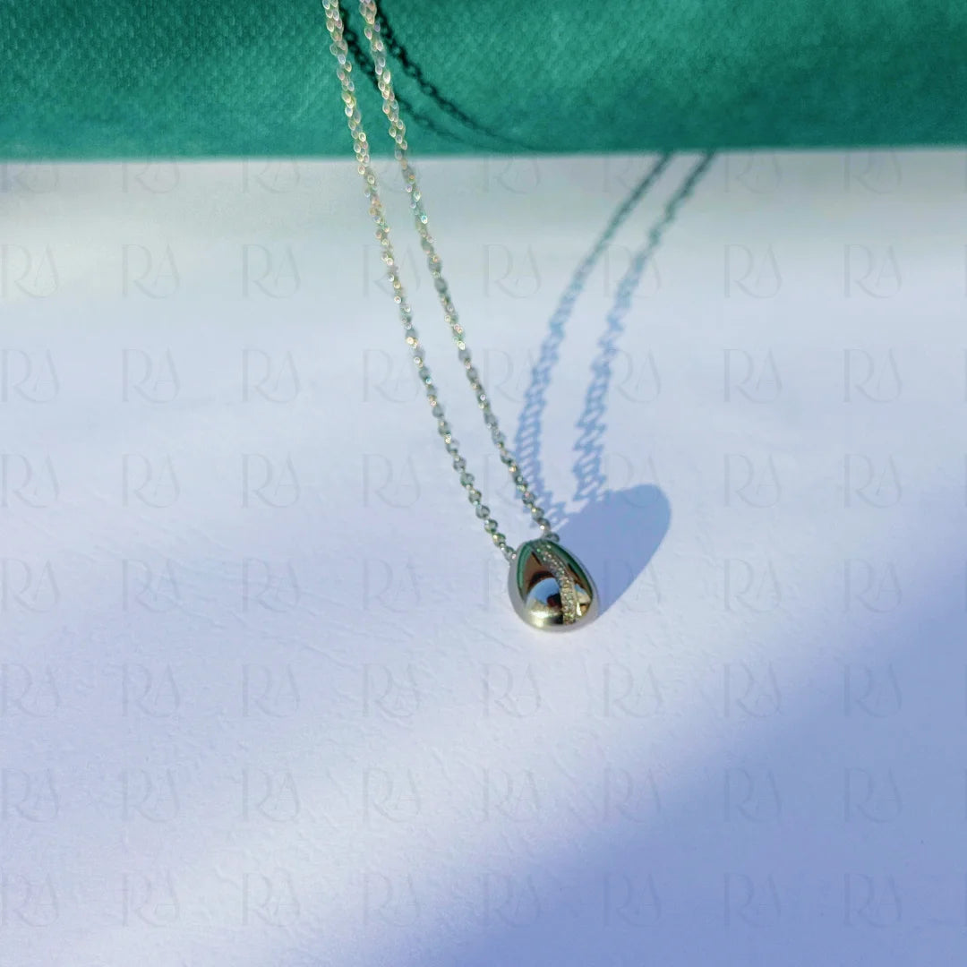 Omi Dainty Bead Necklace