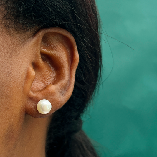 Orun Pearl Studs