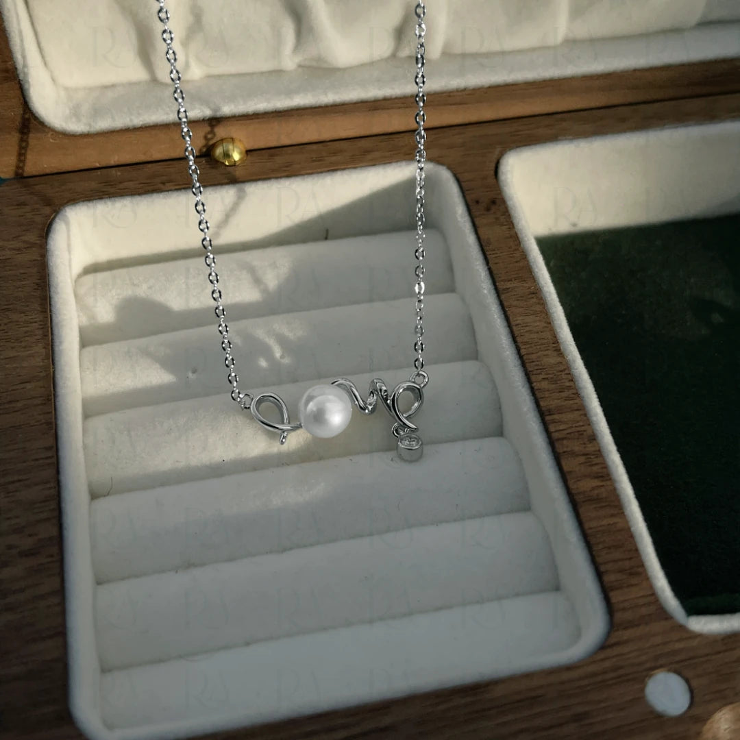 Dainty Love Pearl Necklace