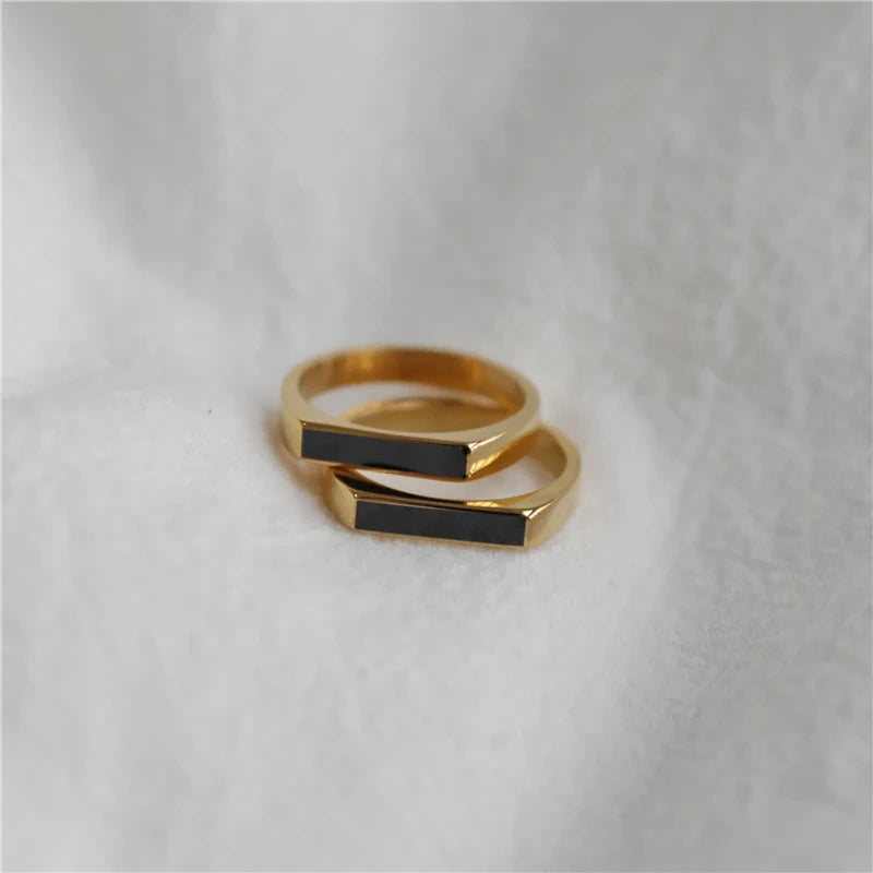 Unisex Onyx Bezel Ring