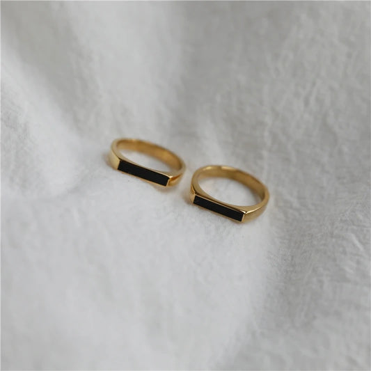 Unisex Onyx Bezel Ring