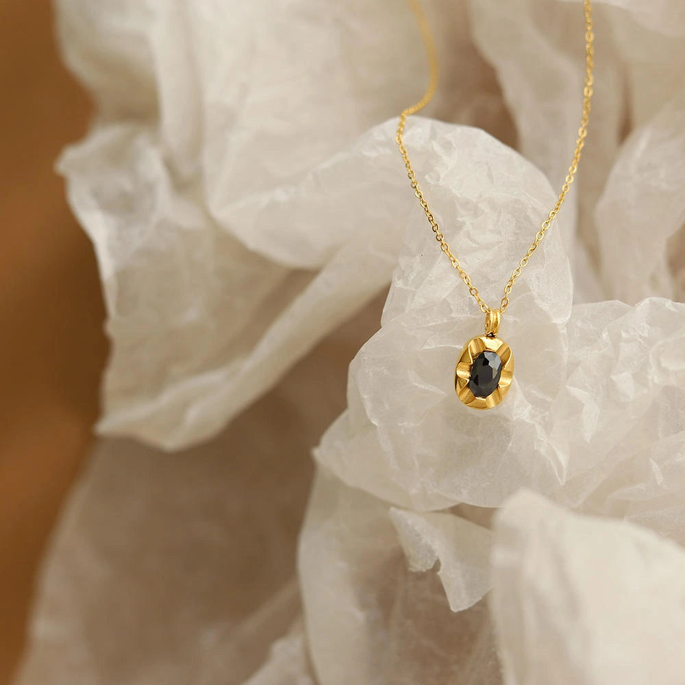 Dudu Carve Pendant