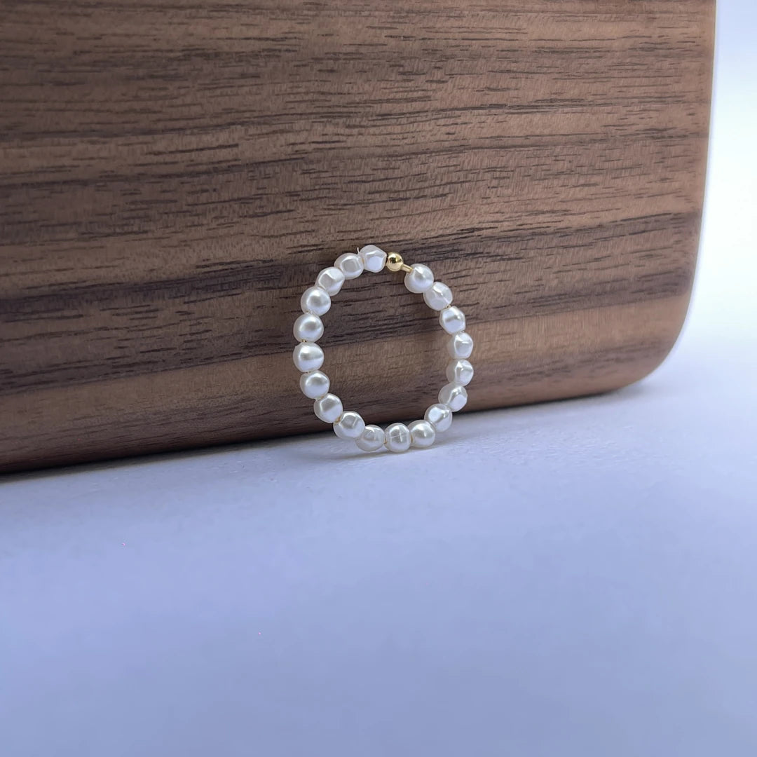 Nara Pearl Bead Ring