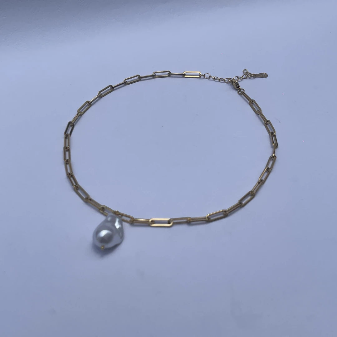 Nara Pearl Chain