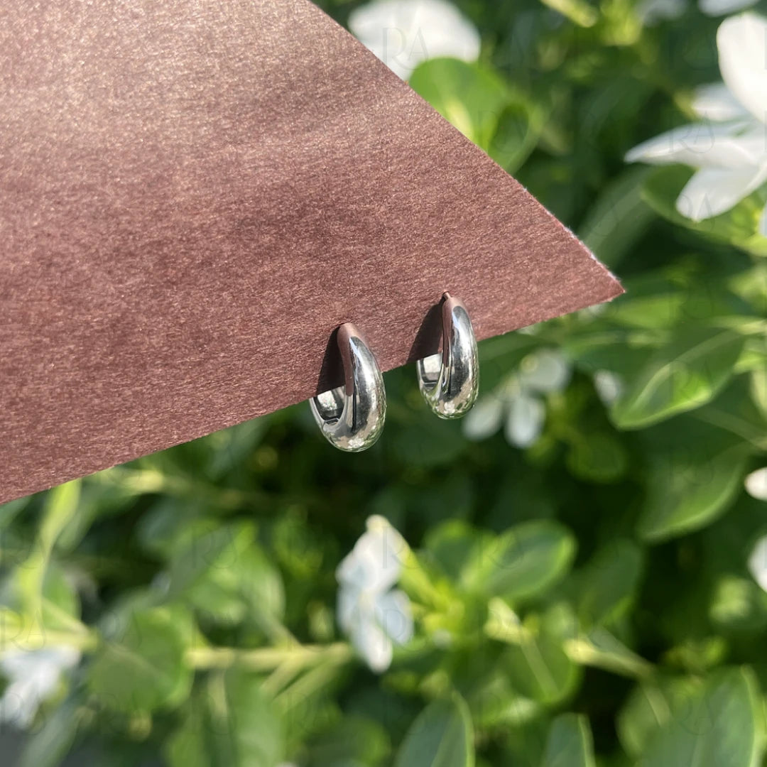 Ola Everyday Hoop Earrings