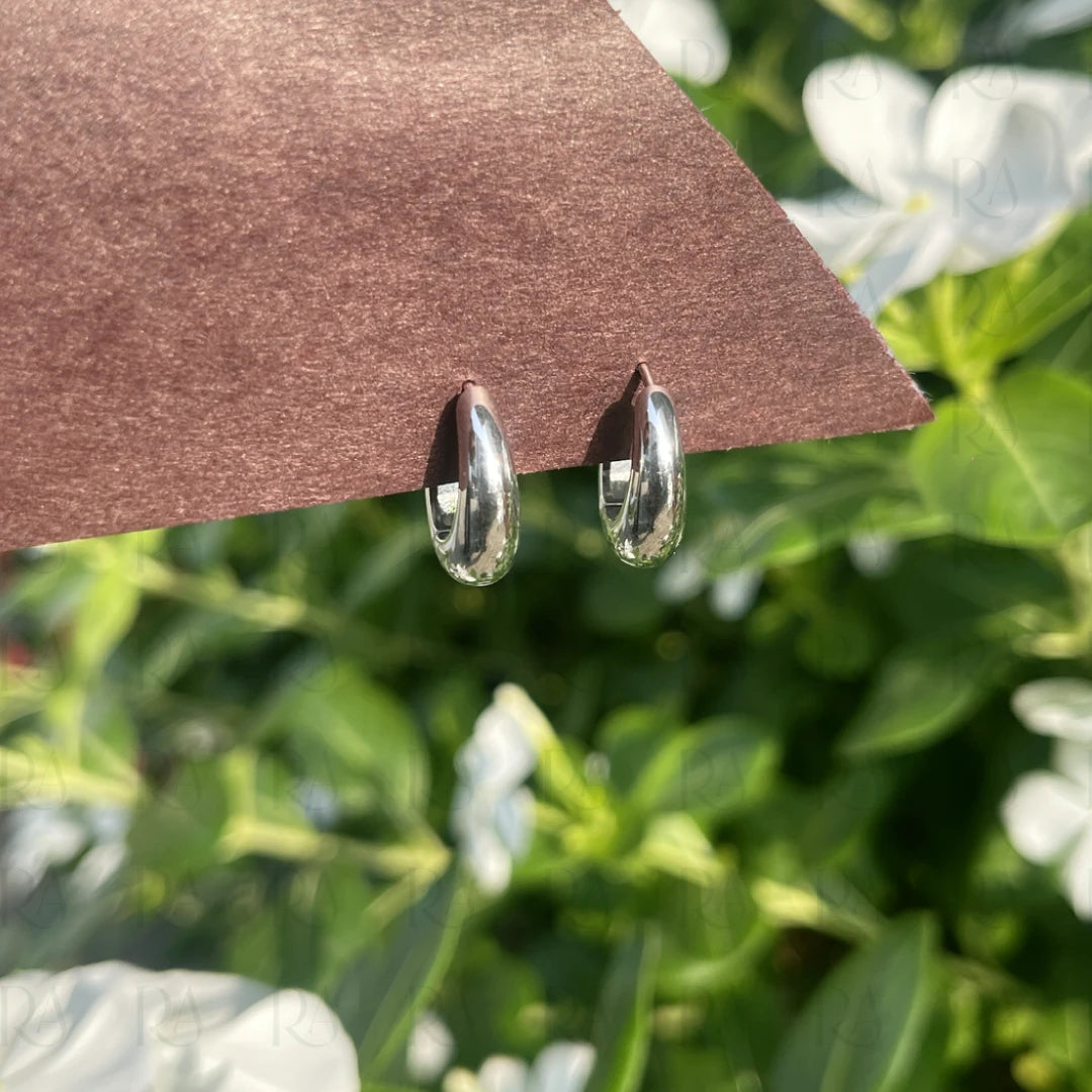 Ola Everyday Hoop Earrings