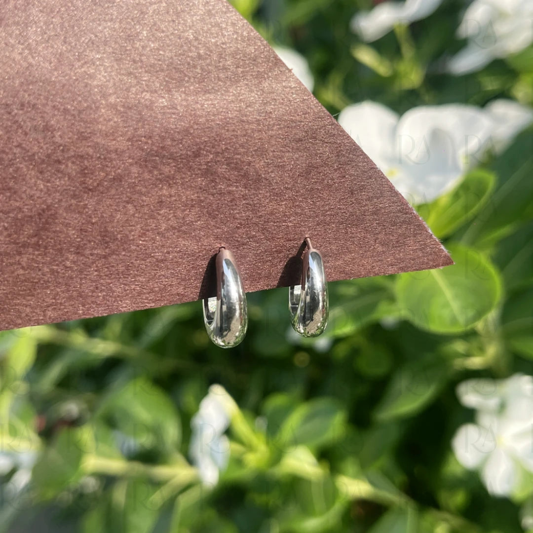 Ola Everyday Hoop Earrings