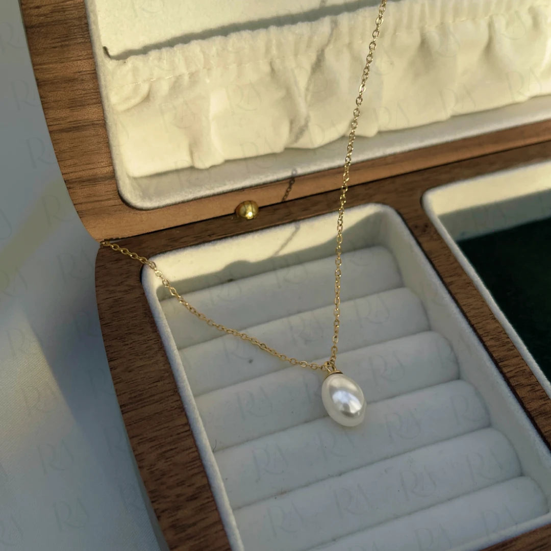 Omi Pearl Necklace