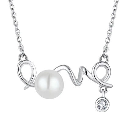 Dainty Everyday Pearl Necklace