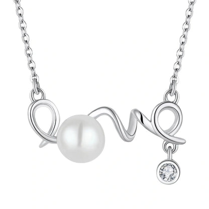 Dainty Love Pearl Necklace