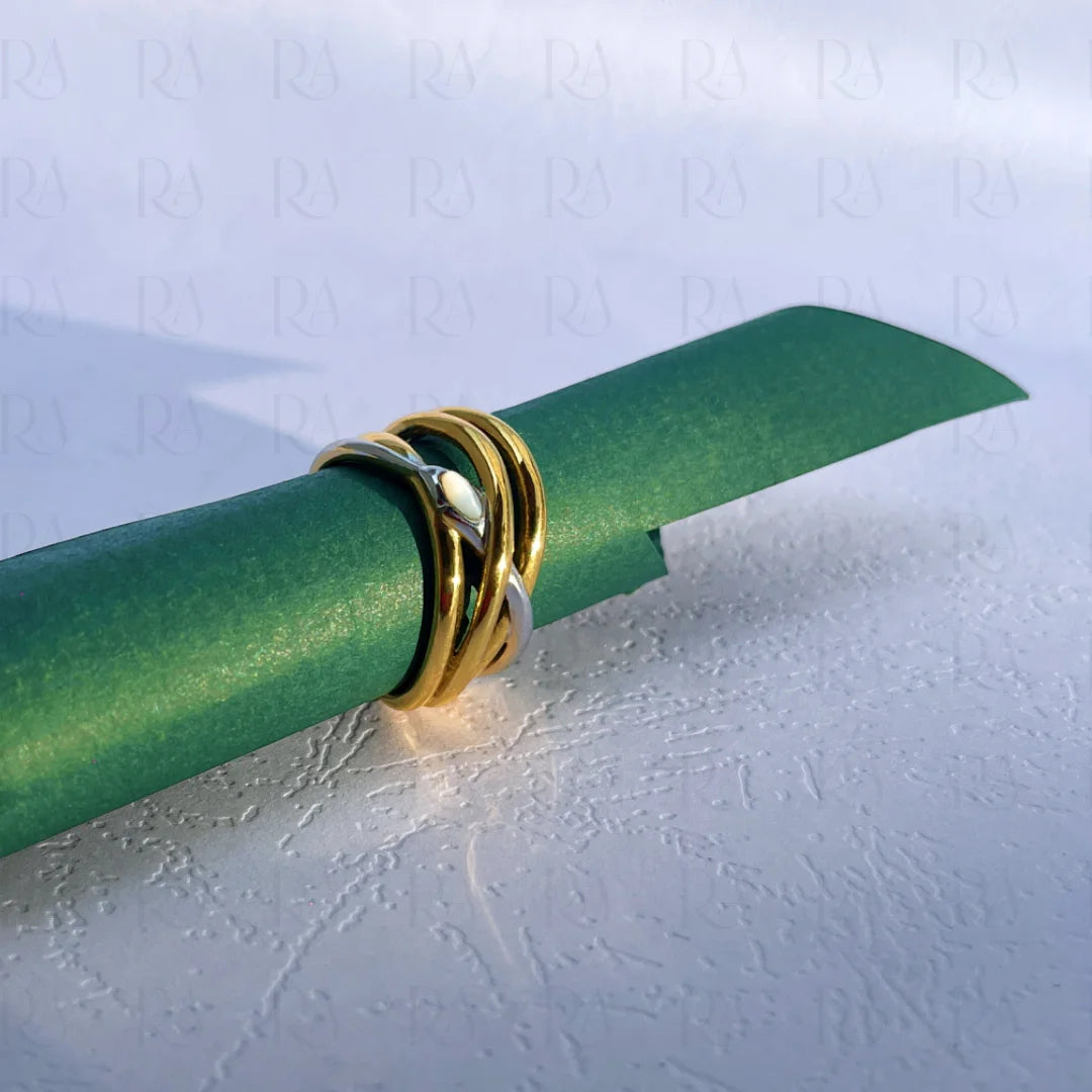 Aro Two-Tone Band
