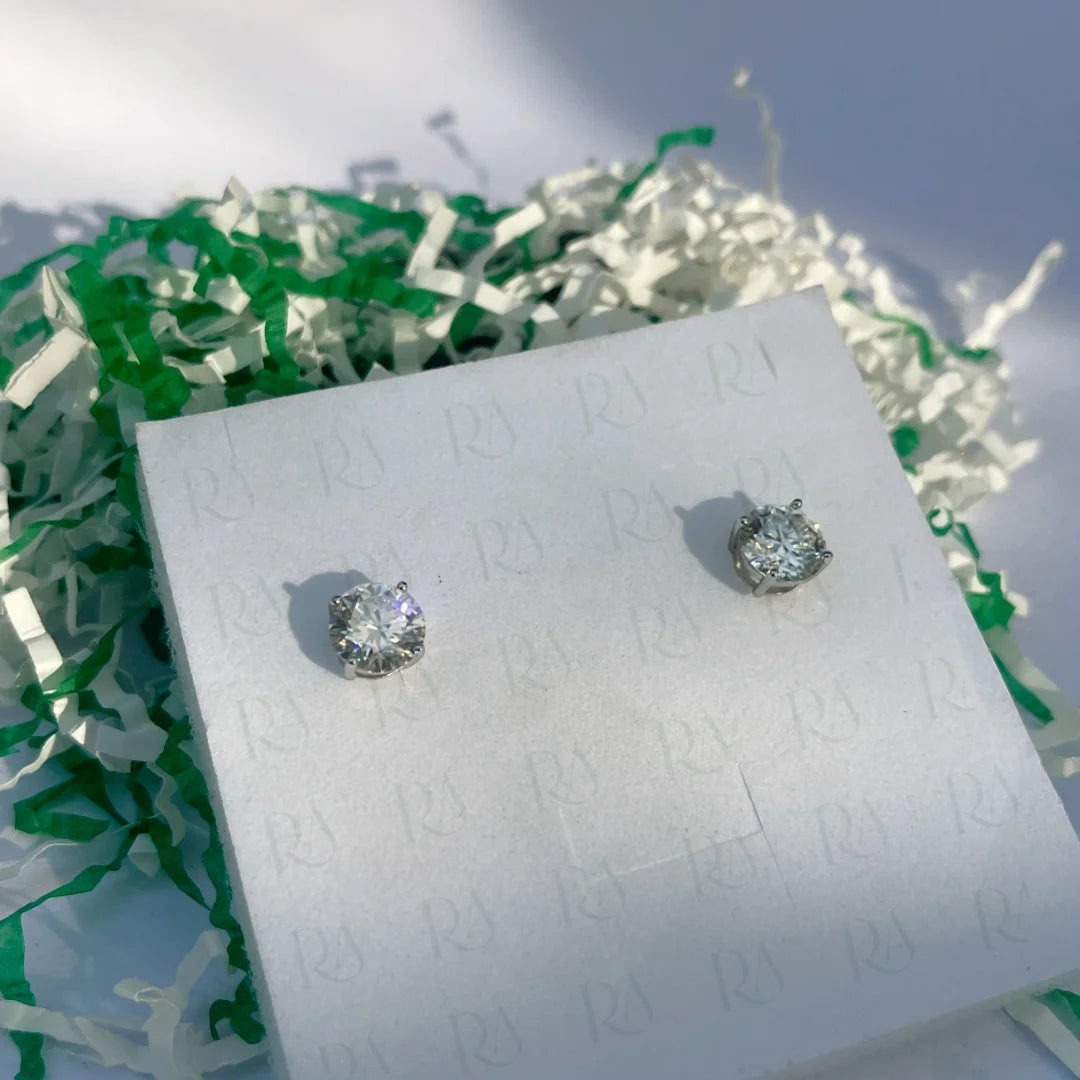 Classic Round Cut Studs