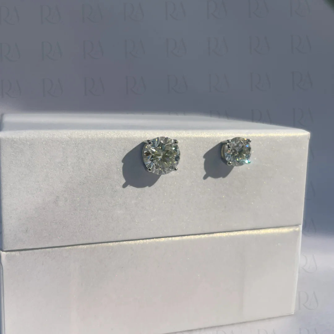 Classic Round Cut Studs