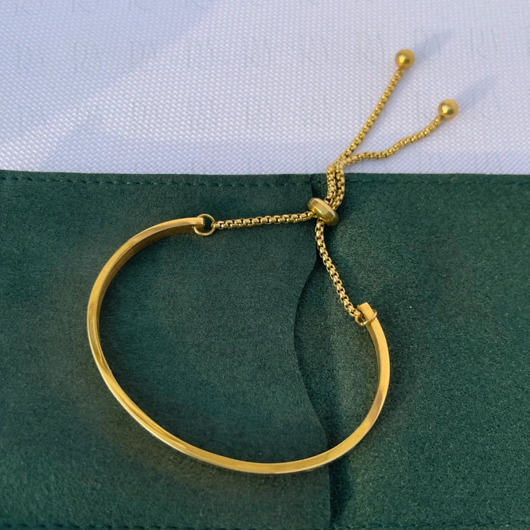 Ila Bracelet