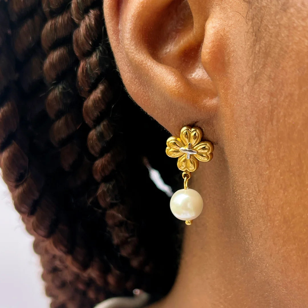 Ire Clover Pearl Earrings