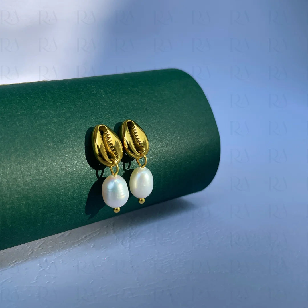 Ise Cowrie Earrings