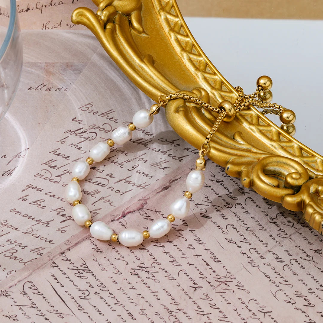 Lara Pearl Bracelet
