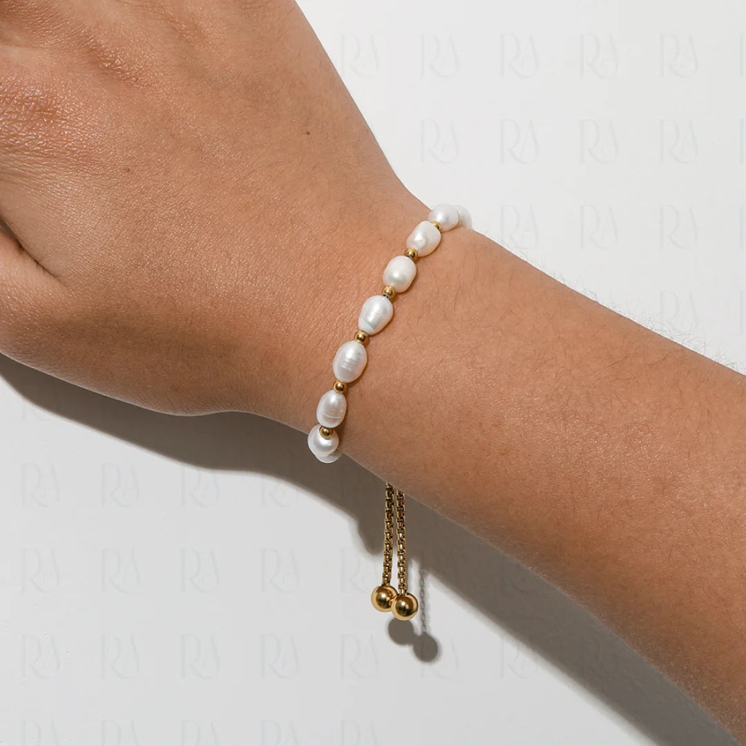 Lara Pearl Bracelet