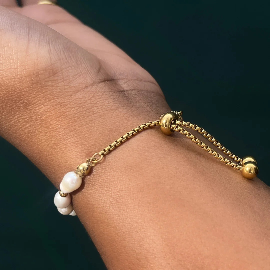 Lara Pearl Bracelet
