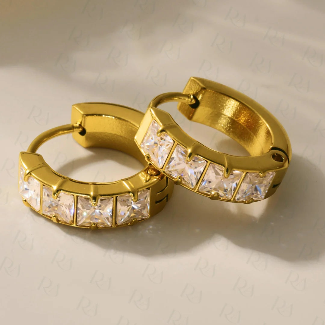 Lumi Huggie Earrings