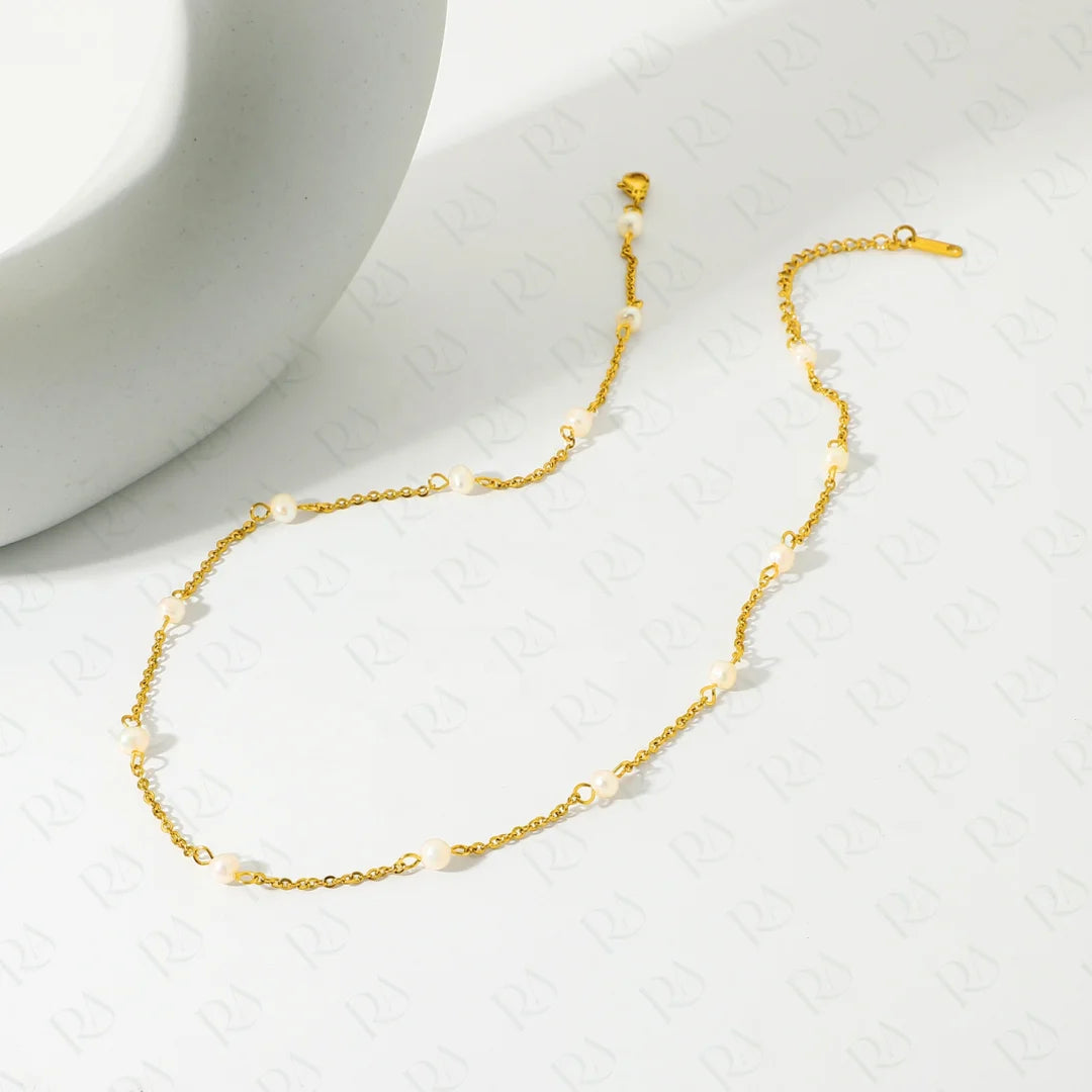 Mira Pearl Necklace