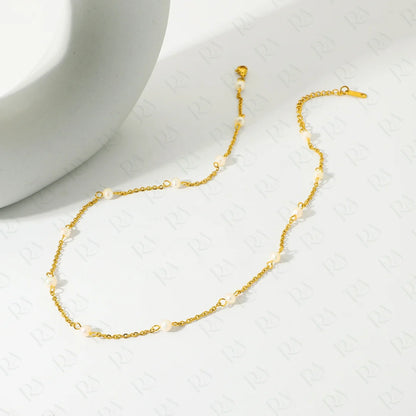 Mira Pearl Necklace