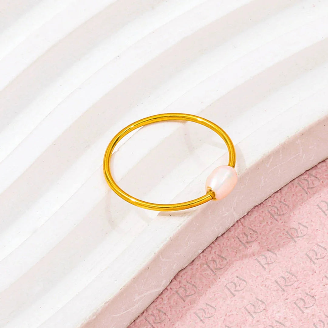 Mira Pearl Ring