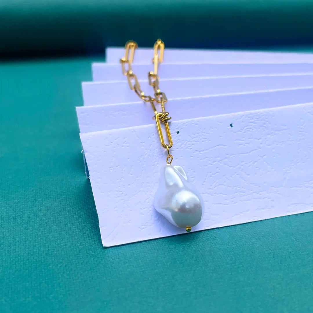 Nara Pearl Chain