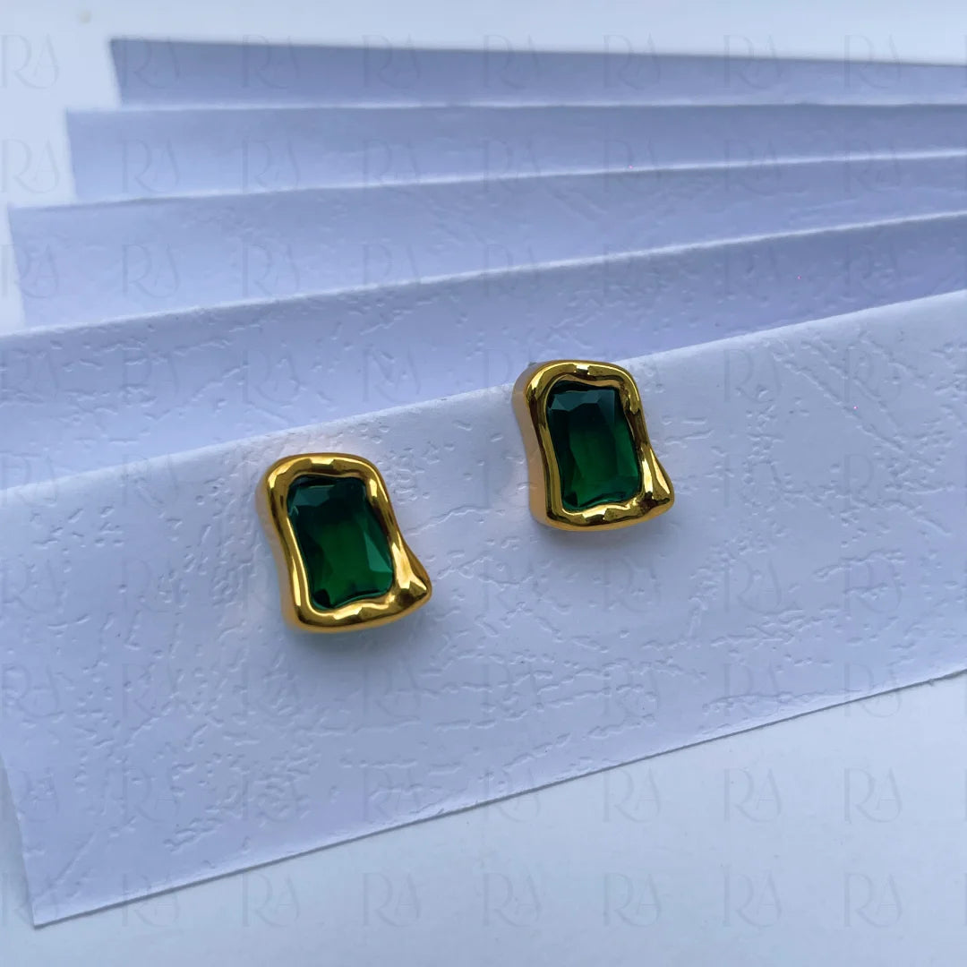 Nova Crystal Studs