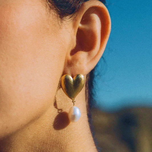 Okan Heart Pearl Earrings