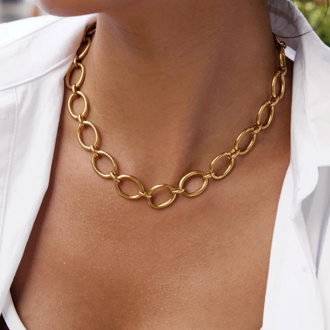 Ola Chain Necklace