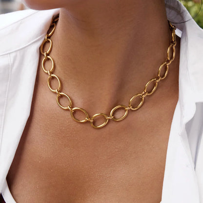 Ola Chain Necklace