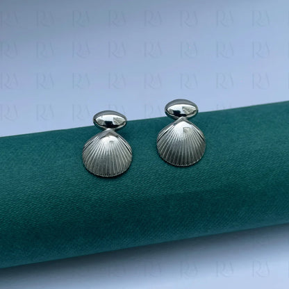 Ola Shell Studs