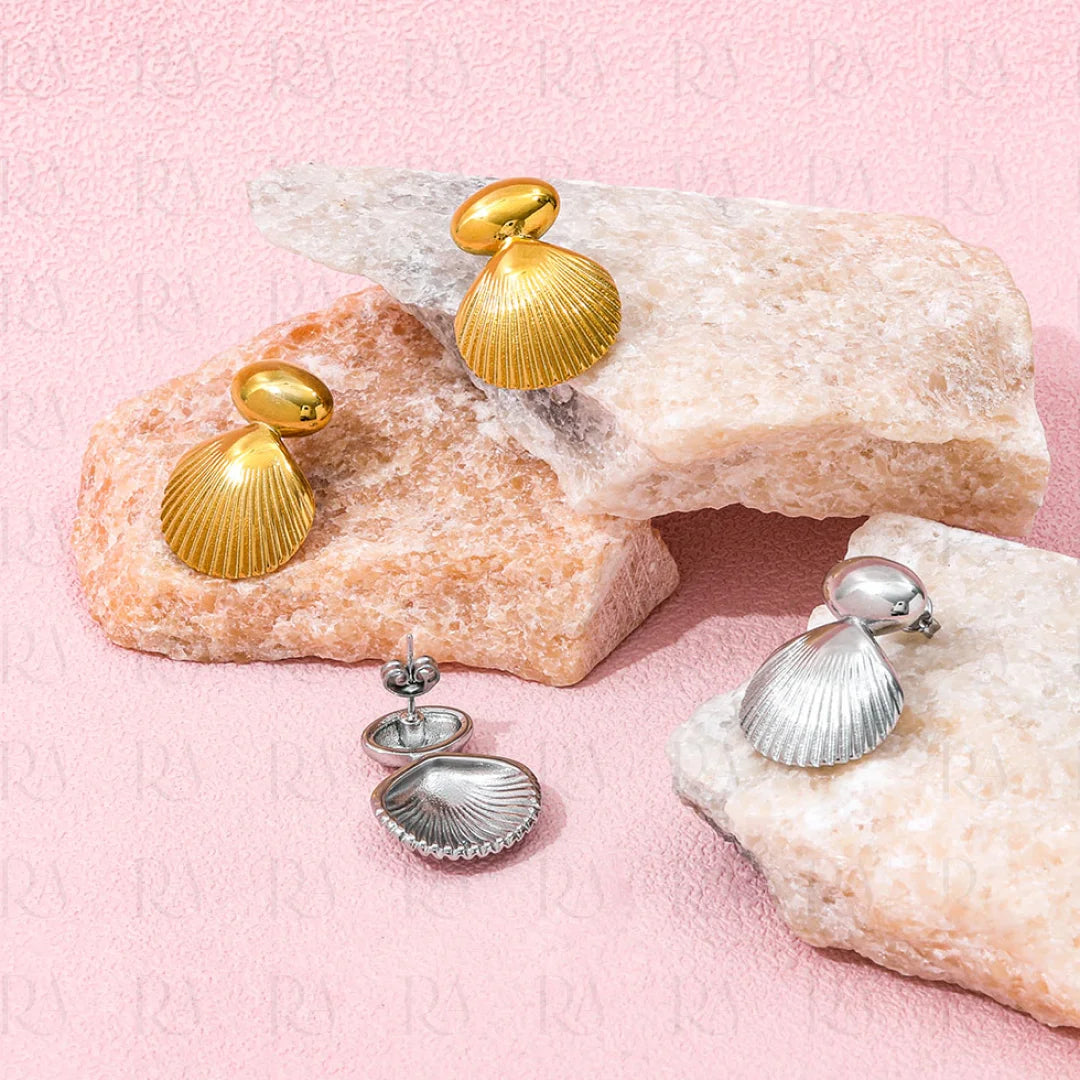 Ola Shell Studs