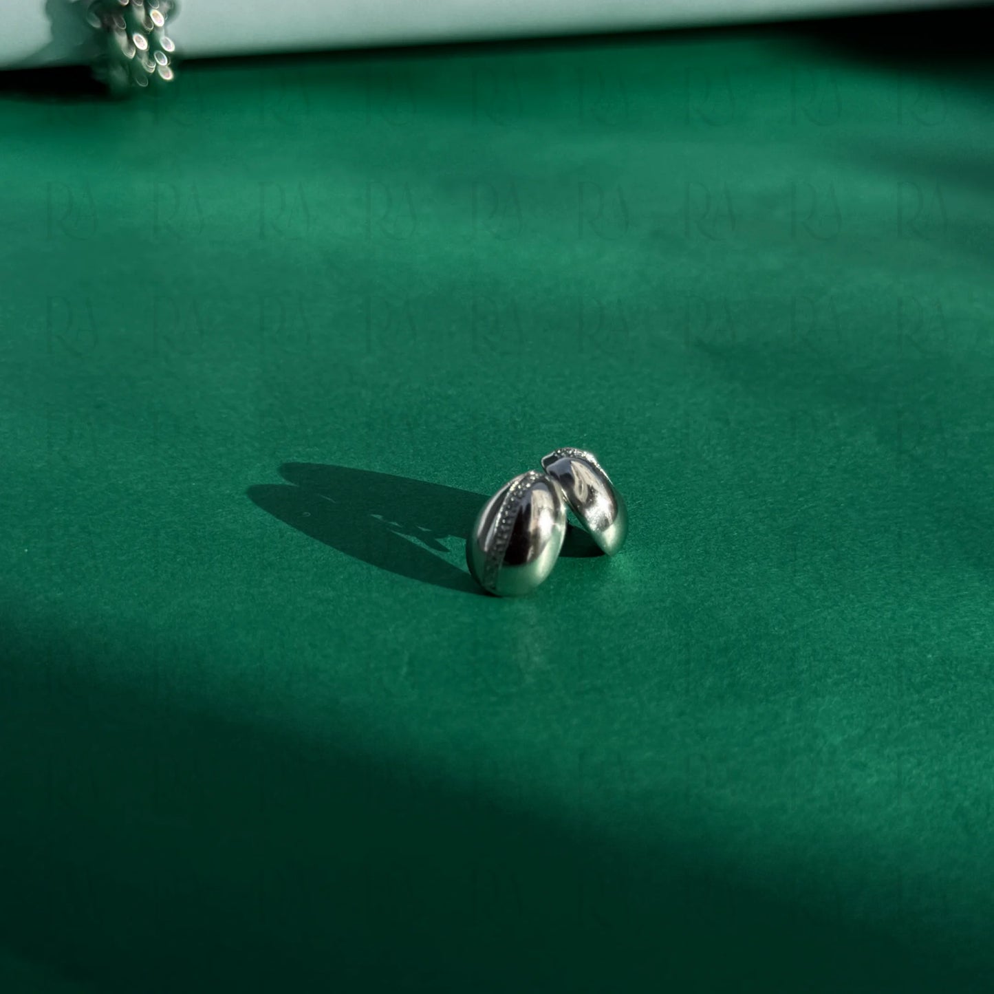 Omi Dainty Bead Studs