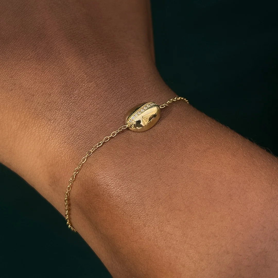 Omi Dainty Bead Bracelet