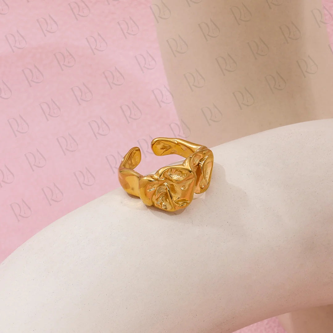 Omi Lava Ring