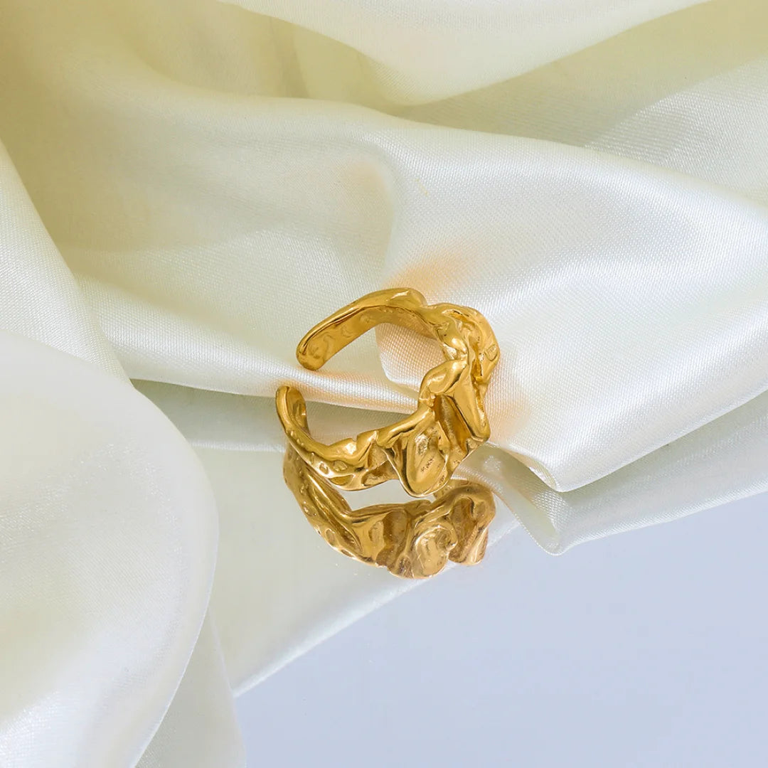 Omi Lava Ring
