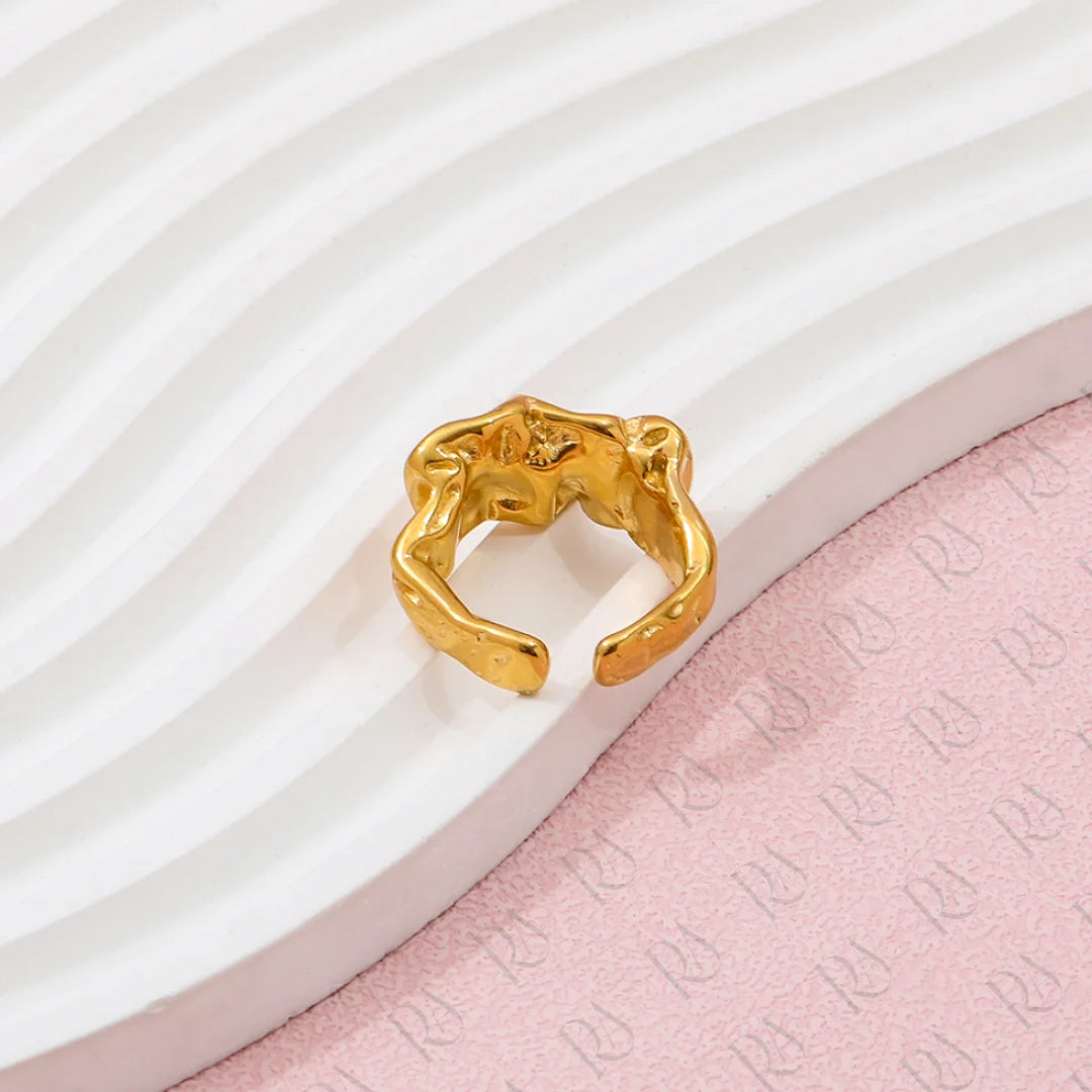 Omi Lava Ring
