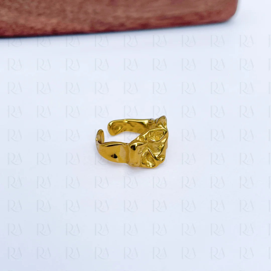 Omi Lava Ring
