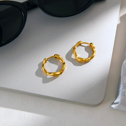 Omi Wave Hoops