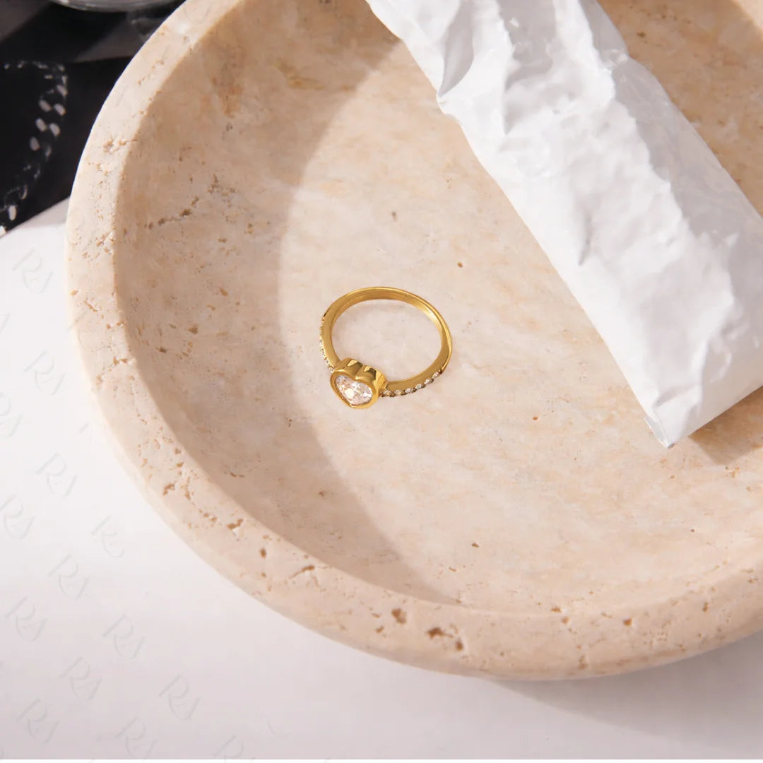 Simi Heart Ring