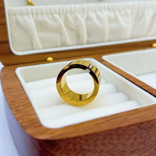 Sola Orbit Ring